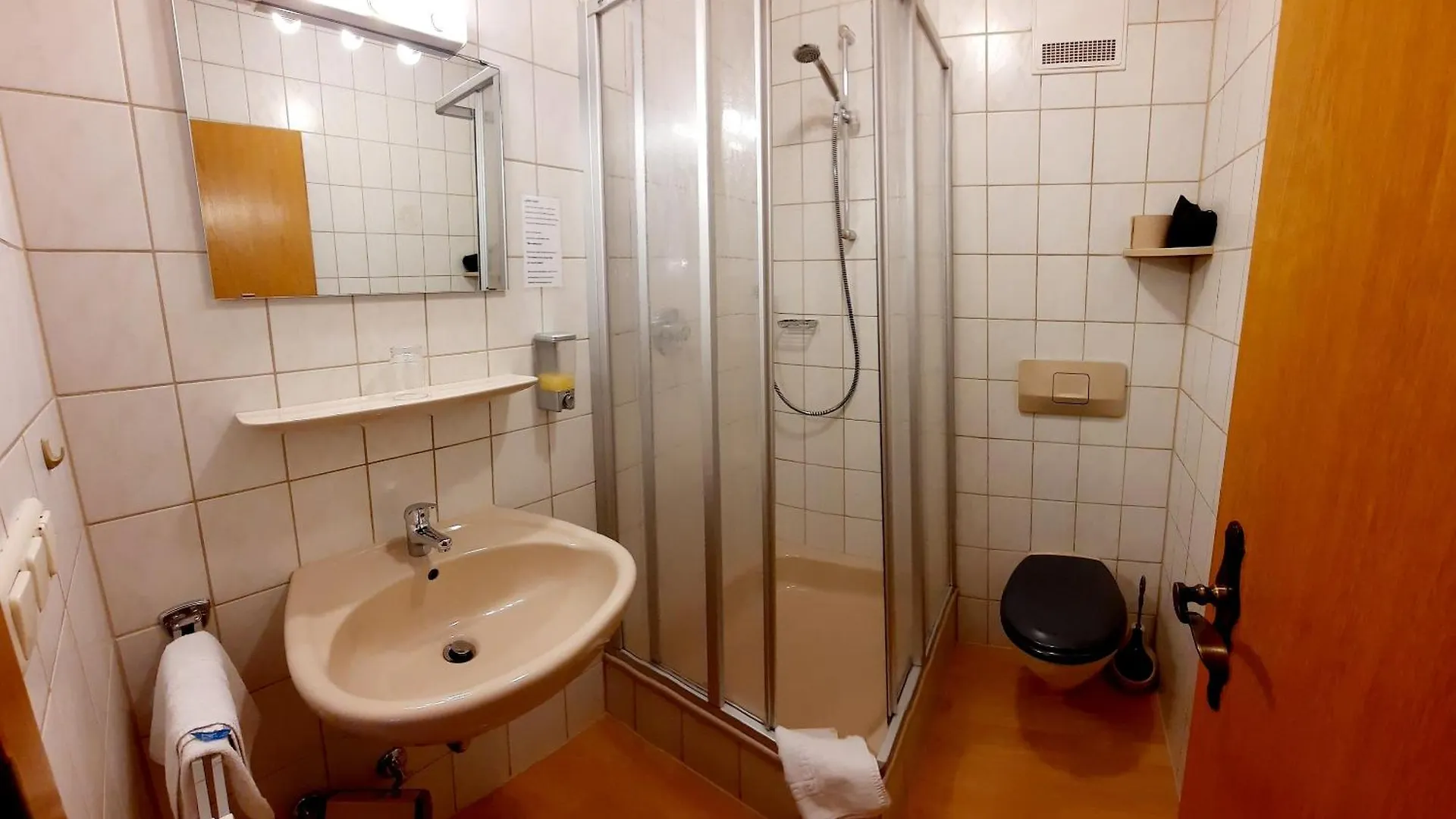 Pension Schwaiger Bad Goegging Guest house